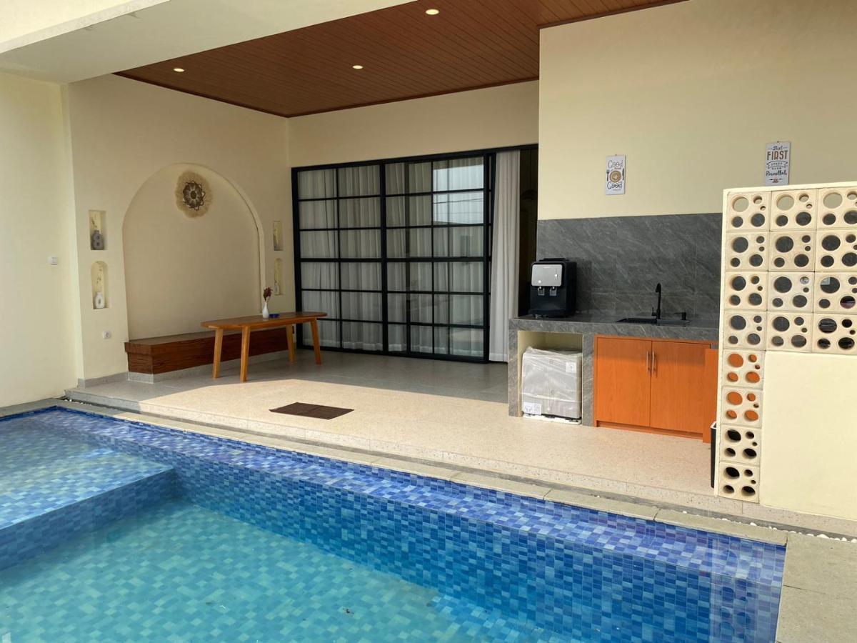 Azalea Room By The Anp Villas Cikundul Exteriér fotografie